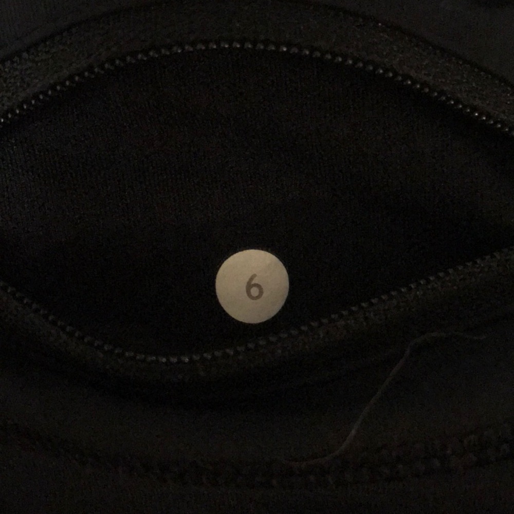Lululemon leggings - Picture 4 of 5